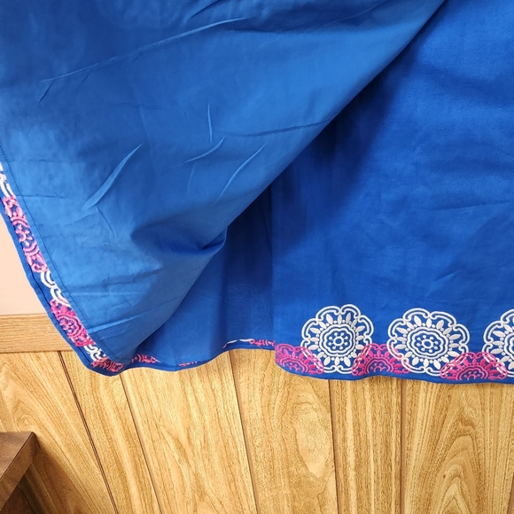 Boden linen cotton wrap blue skirt, embroidered hem, women's 12. - Picture 3 of 10